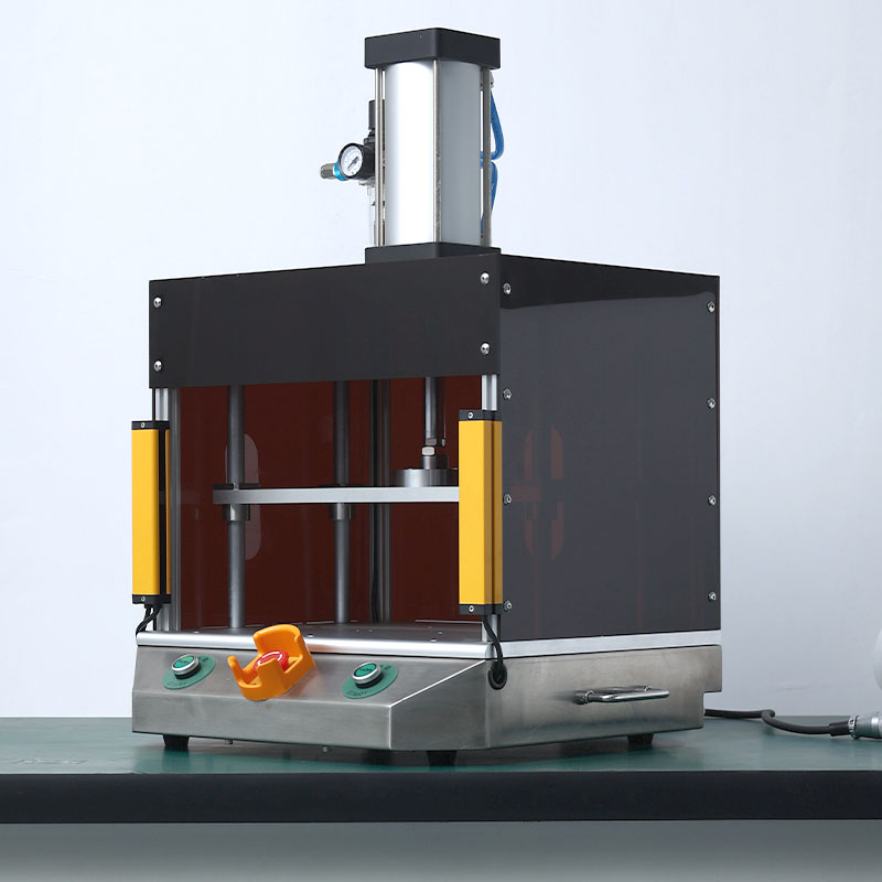 IstanbulAir tightness test fixture